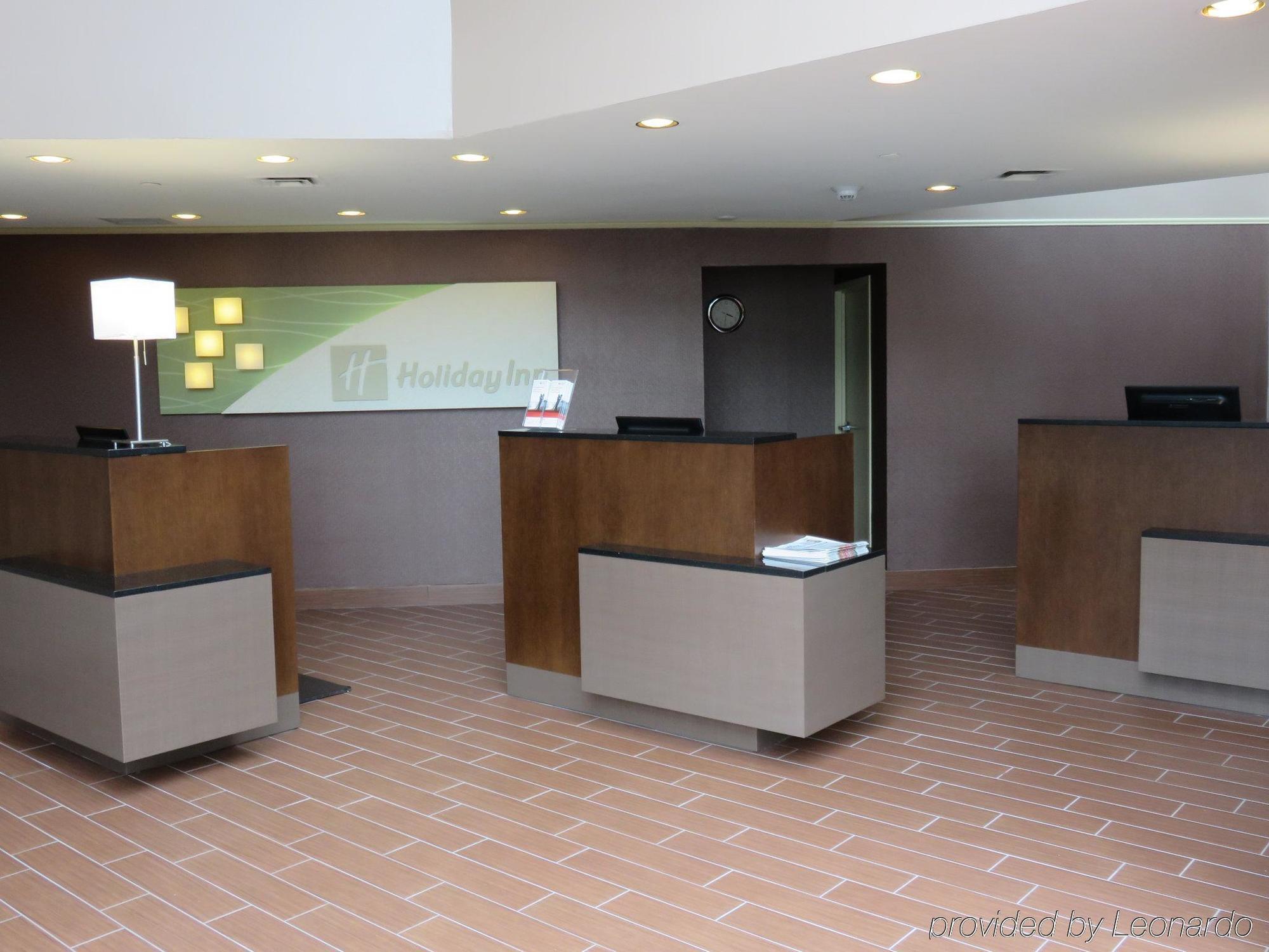 Holiday Inn - מניטווק מראה חיצוני תמונה
